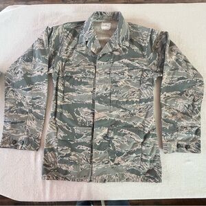 US Military USAF Digi Camo Mens Utility Jacket - Size 36L
